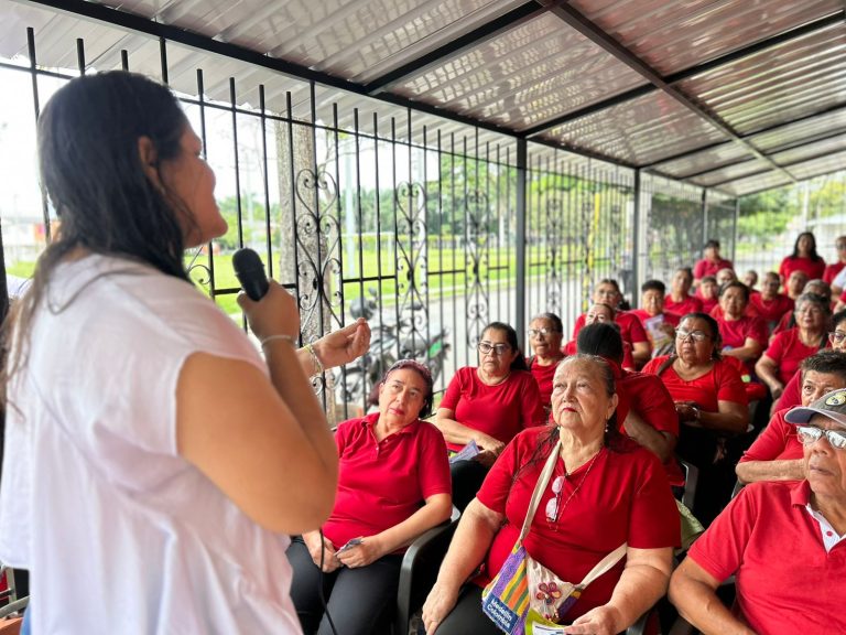 Hospital se acerca a los adultos mayores de Palmira para escuchar sus necesidades en salud